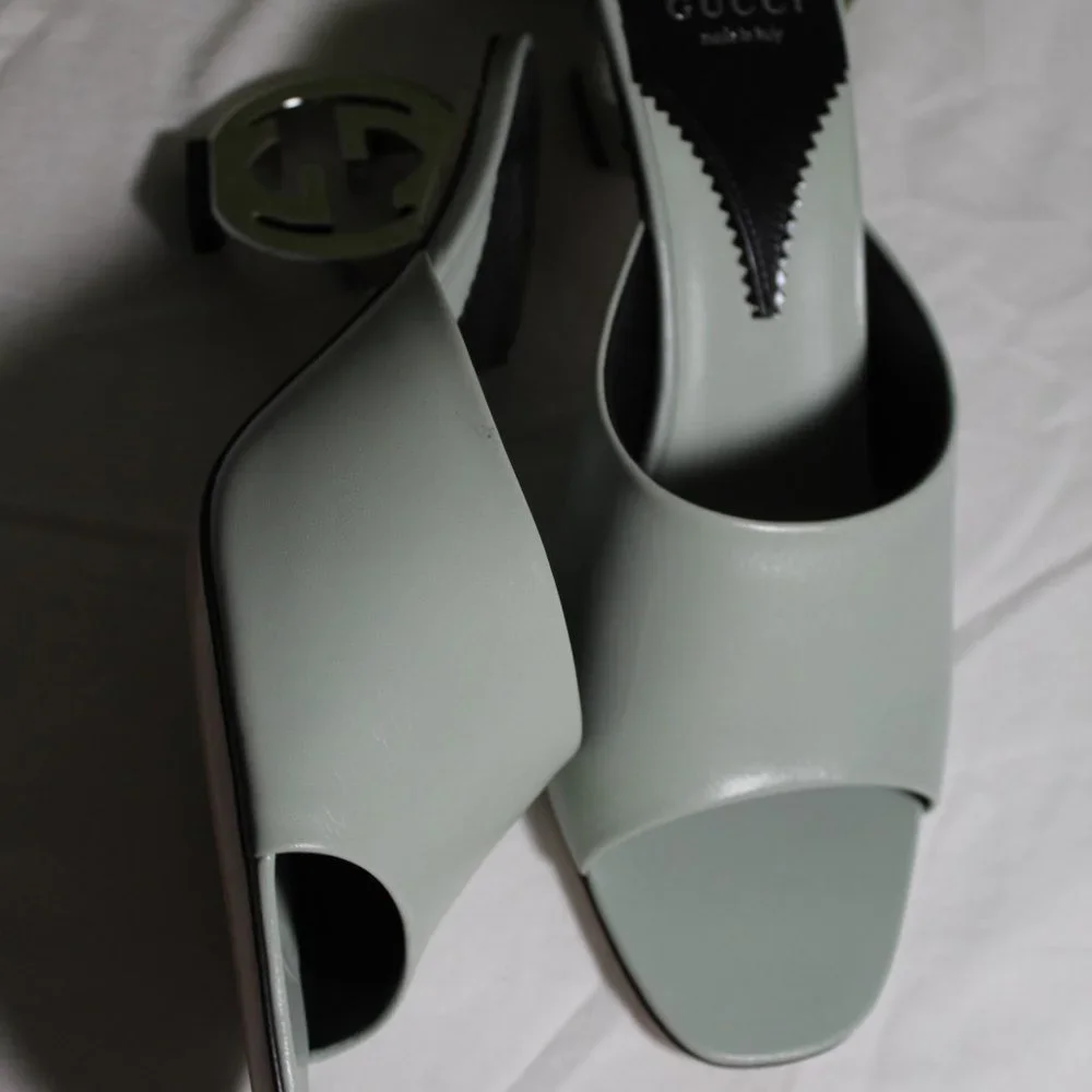 NWB Gucci Interlocking GG Heel Sandals Mules Slip Ons Slides Argento 39.5 772569 - Picture 5 of 9